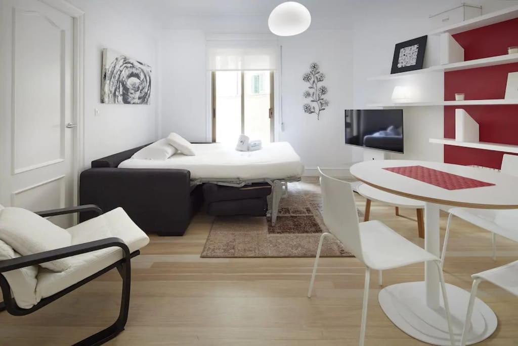 Appartement Reformado Junto A La Playa De La Concha En Donostia-san Sebastian - Marina 4 *