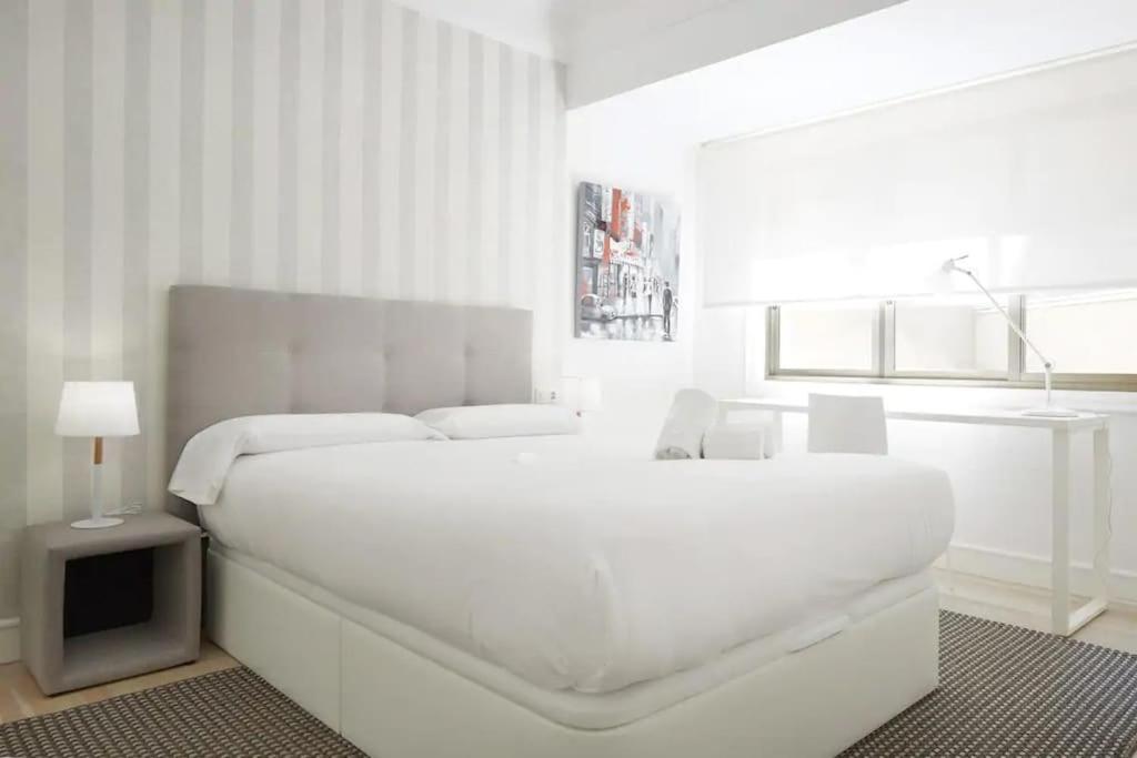 Reformado Junto A La Playa De La Concha En Donostia-san Sebastian - Marina 4 Appartement *